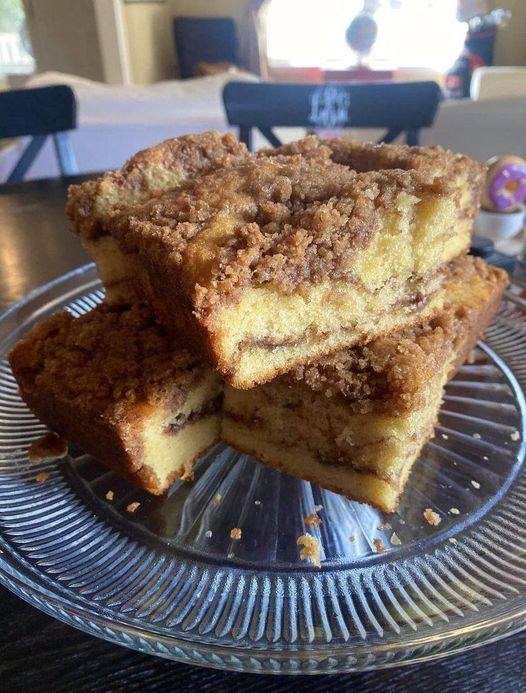 Keto Cinnamon Coffee Cake Dieter24