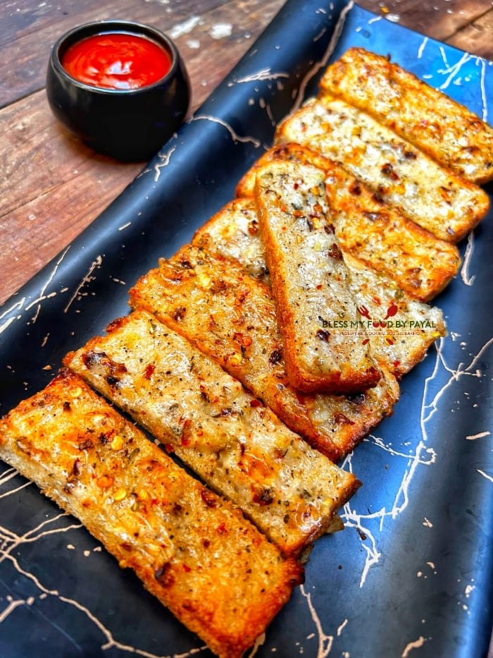 MAYO GARLIC BREAD STICKS IN AIR FRYER MAYO GARLIC TOAST Dieter24