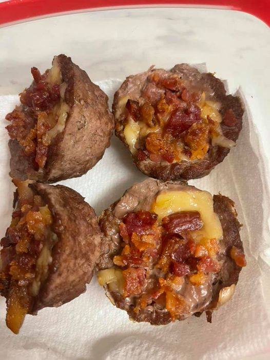Keto Bacon Cheeseburger Cups Dieter24