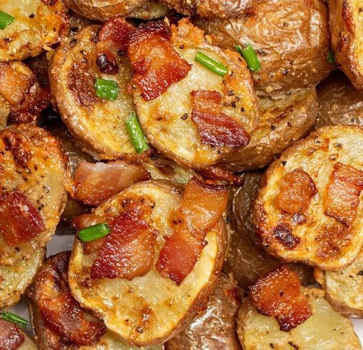 Air Fryer Roasted Bacon Potatoes - Dieter24