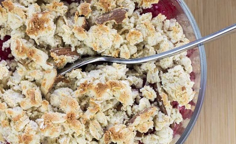 High Protein Berry Crumble - Dieter24